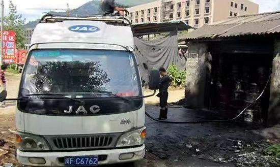 图片[3]-废机油！最终都去哪了？离职修车工说出“猫腻”-玖辰云