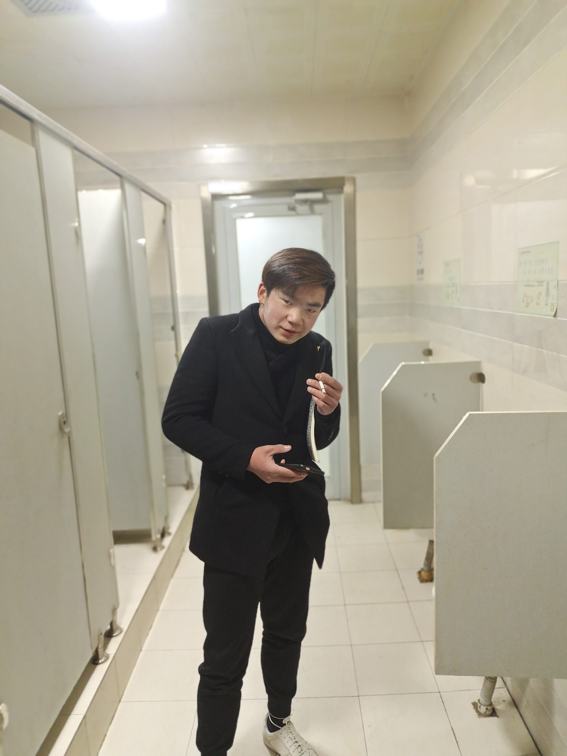 群主是帅逼
